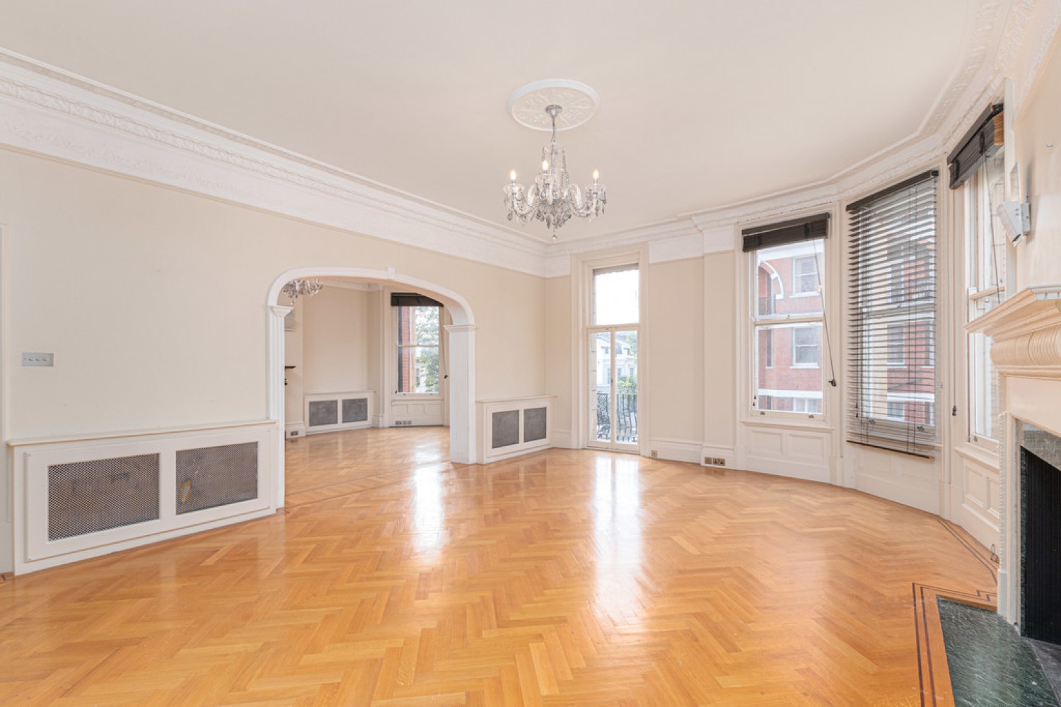 5 bedroom Flat for Sale Marloes Road, Kensington