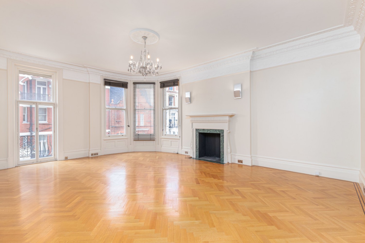 5 bedroom Flat for Sale Marloes Road, Kensington