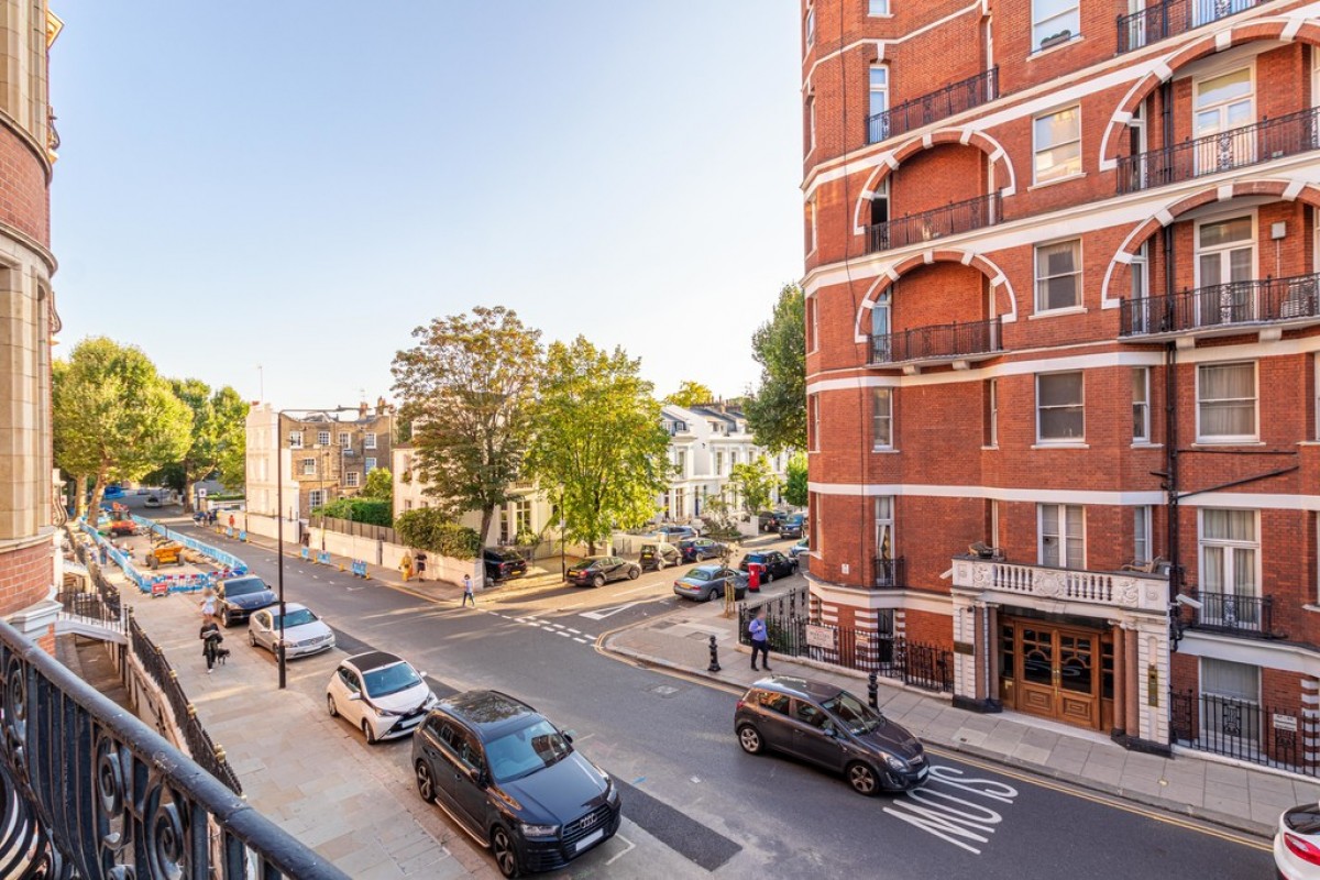 Marloes Road, Kensington