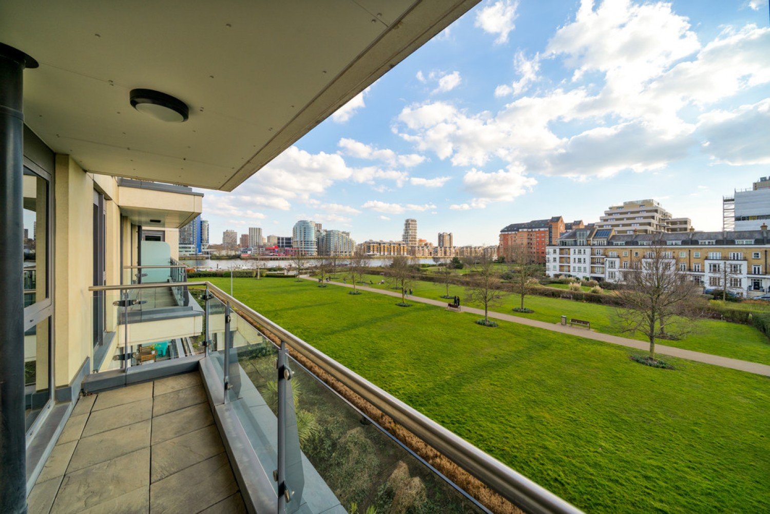 3 bedroom Flat for Sale Imperial Wharf, Fulham