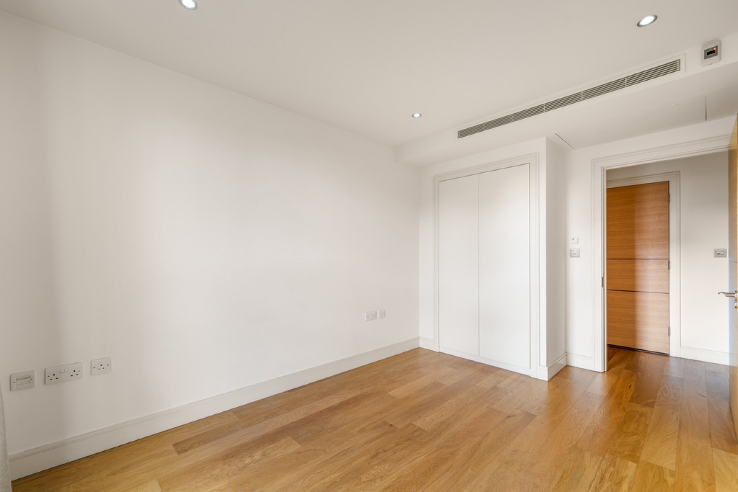 3 bedroom Flat for Sale Imperial Wharf, Fulham