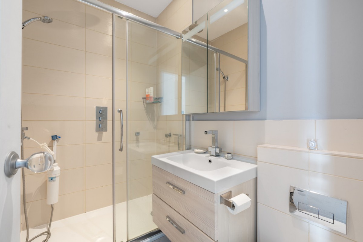 Cathart Road, Chelsea