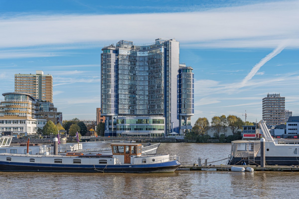 Falcon Wharf, Battersea