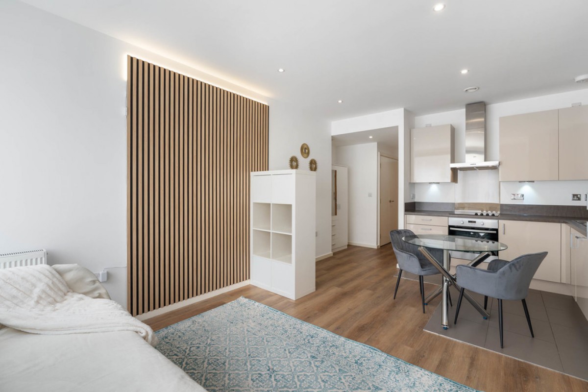 Jasmine House, Battersea Reach