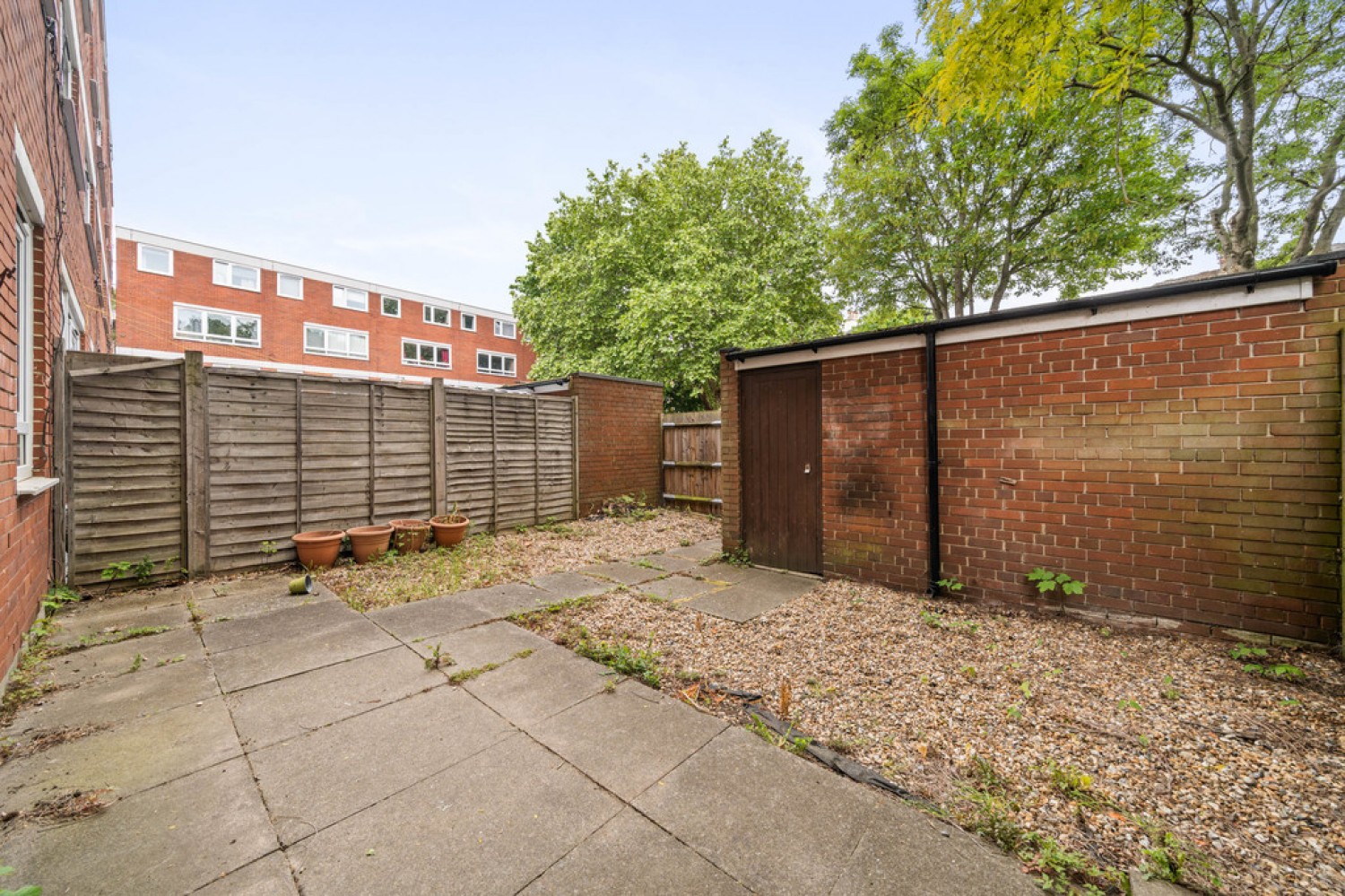 4 bedroom Flat for Letting Mansel Court, Battersea Bridge Road