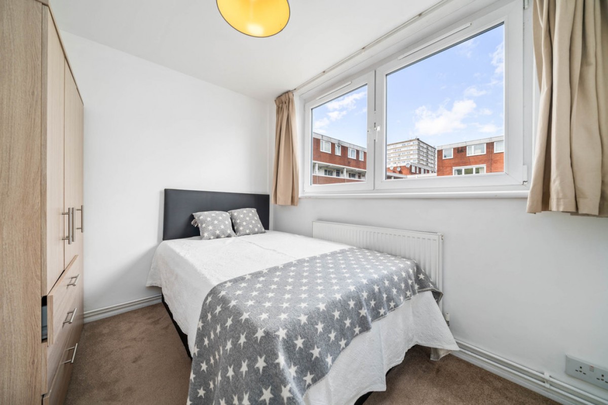 Mansel Court, Battersea Bridge Road