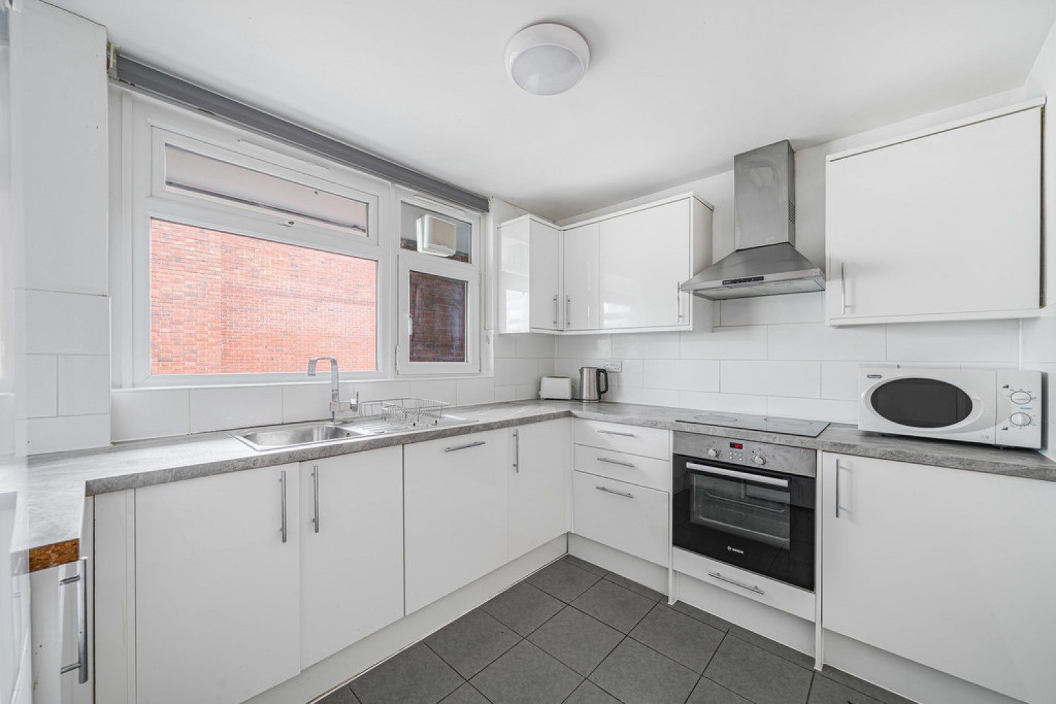 3 bedroom Flat for Sale Heron House, Battersea