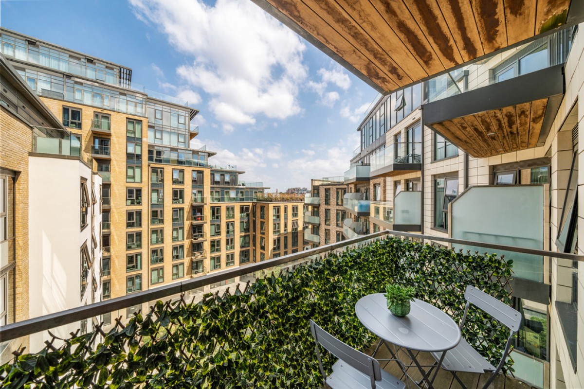 Meridian House, Battersea Reach