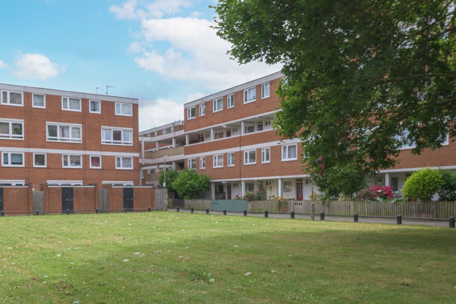 4 bedroom Flat for Letting Surrey Lane , Battersea