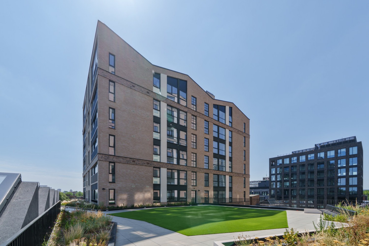1 bedroom Flat for Letting Graphite Square, Vauxhall