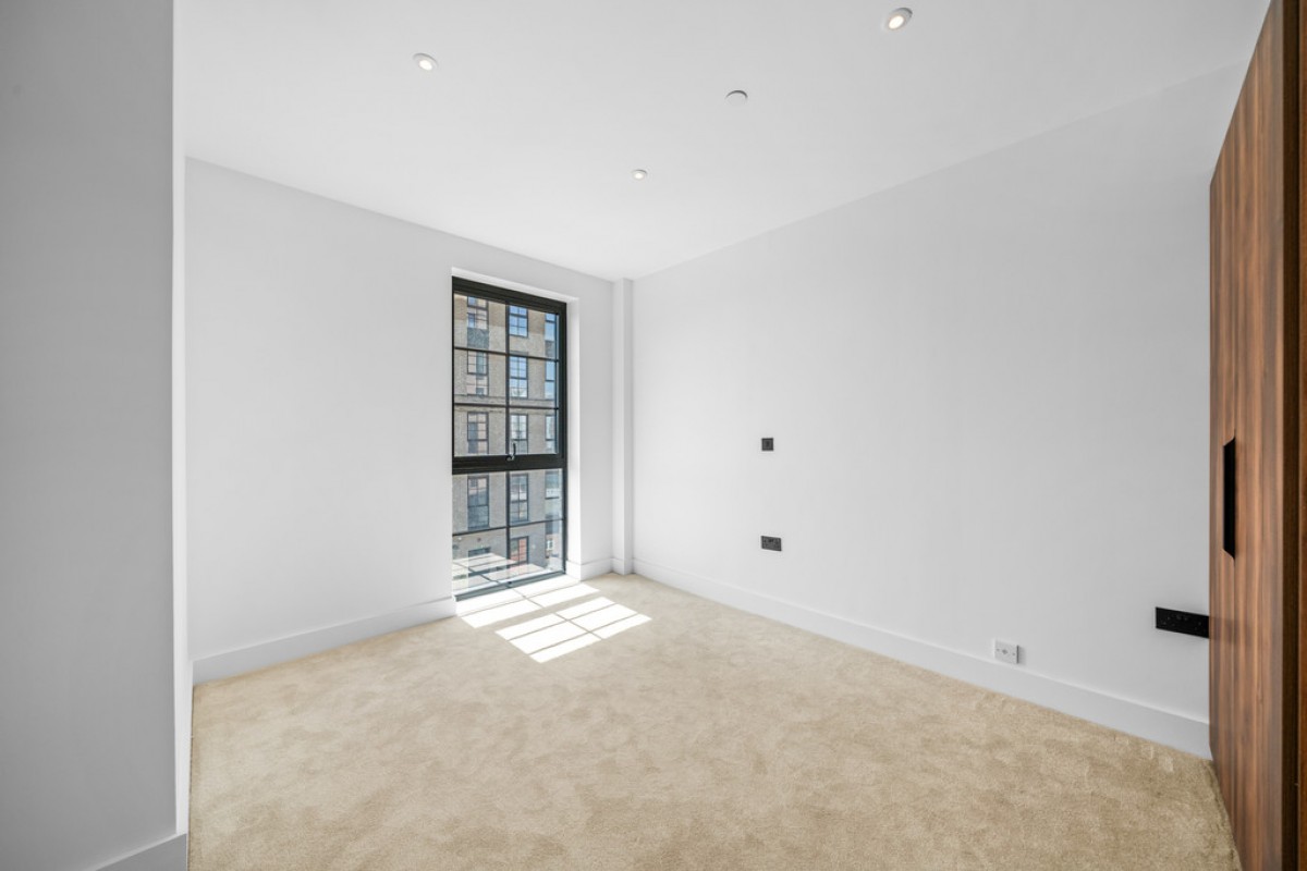 Graphite Square, Vauxhall