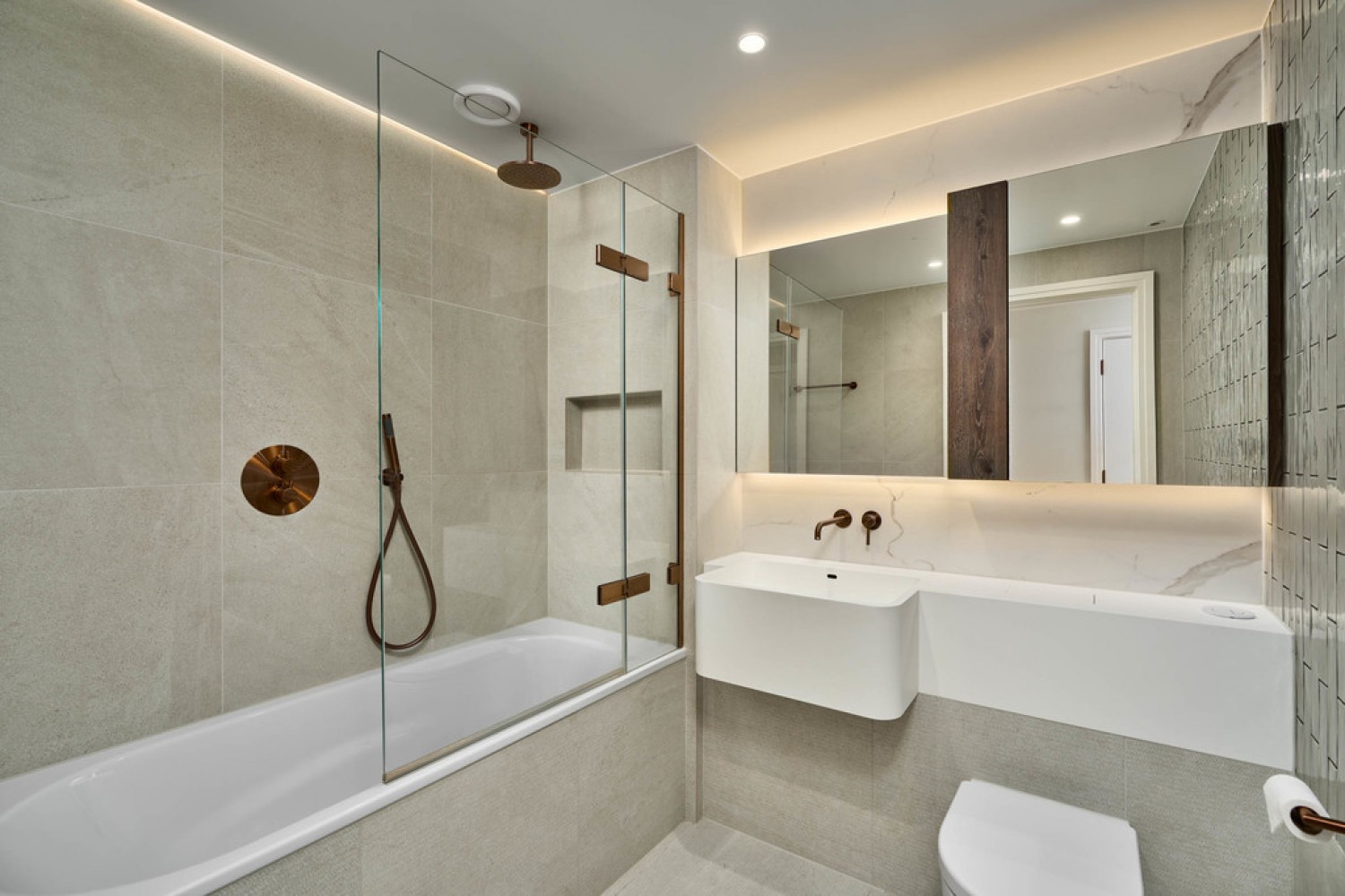 2 bedroom Flat for Sale Saxon House, Kings Road Park