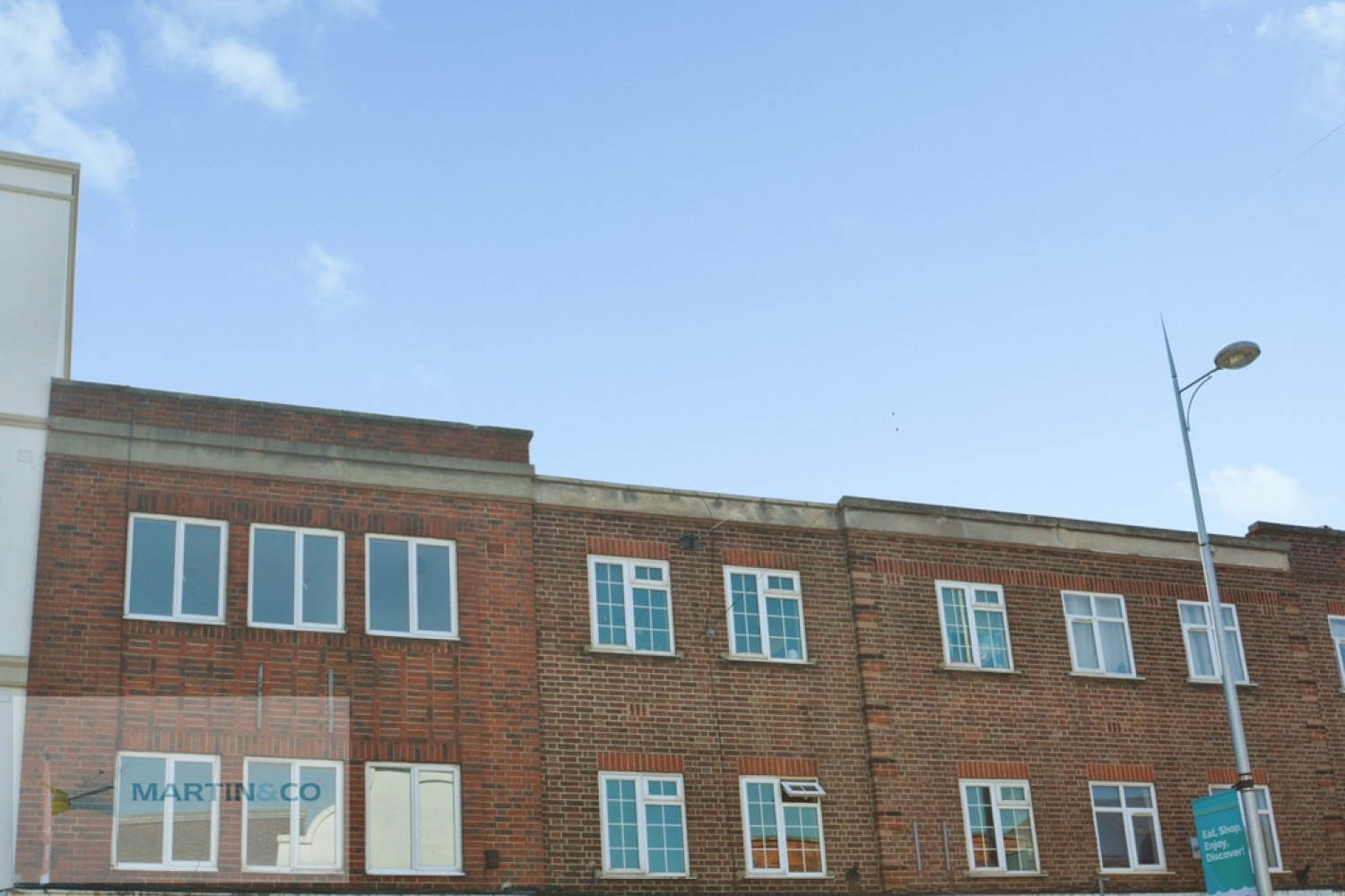 3 bedroom Flat for Letting High Street, Walton On Thames