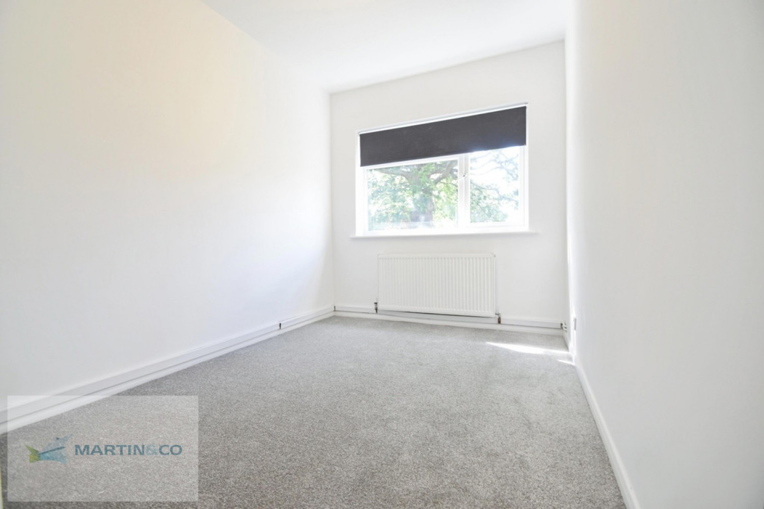 2 bedroom Flat for Letting Walton On Thames