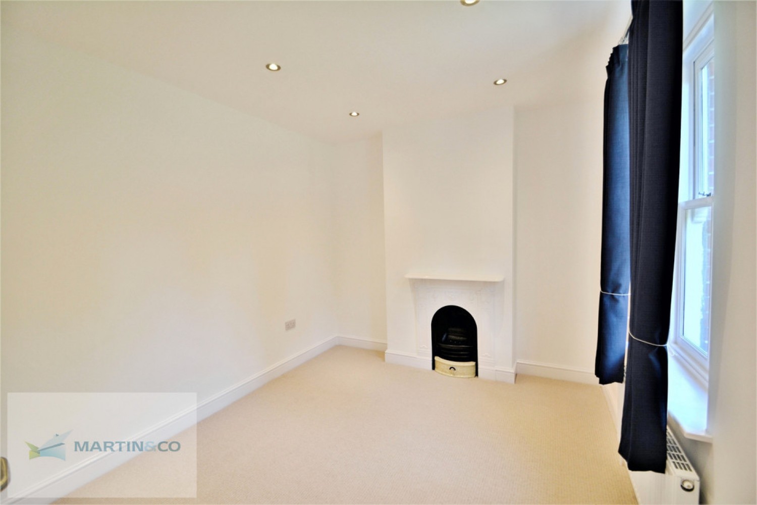 2 bedroom House for Letting Sunningdale, Ascot