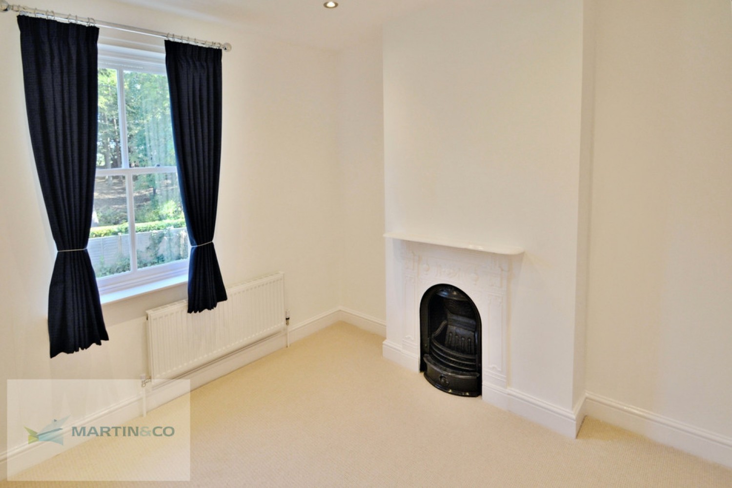 2 bedroom House for Letting Sunningdale, Ascot