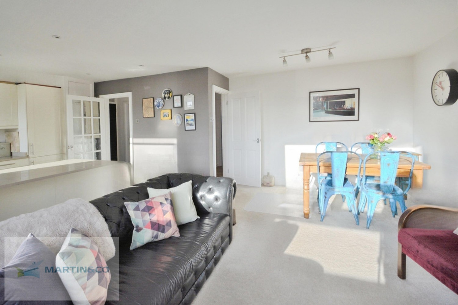 2 bedroom Flat for Letting Walton On Thames