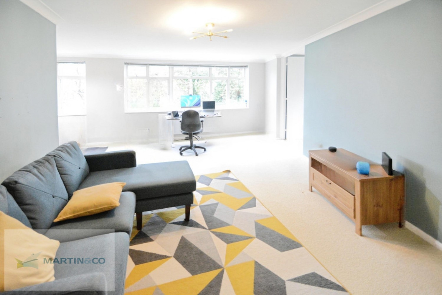 3 bedroom Flat for Letting Station Avenue