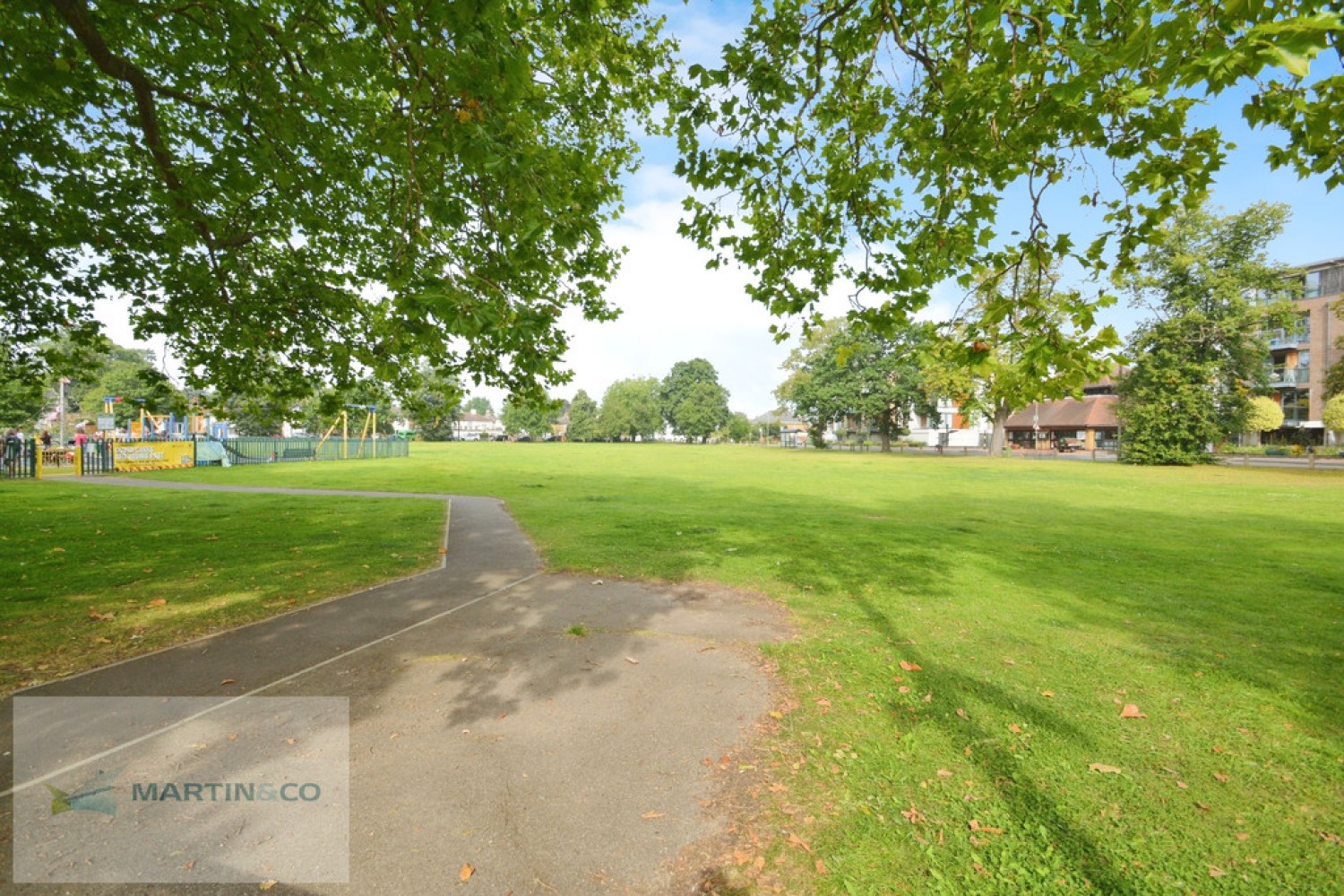 1 bedroom Flat for Letting Hersham