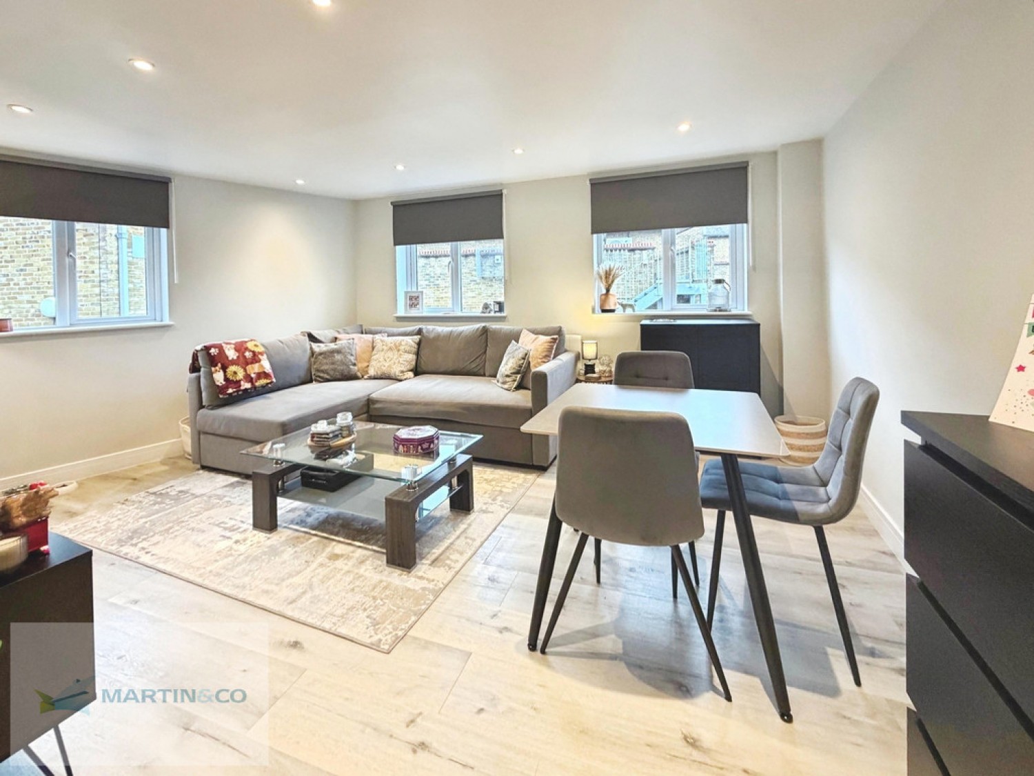 1 bedroom Flat for Letting Hersham