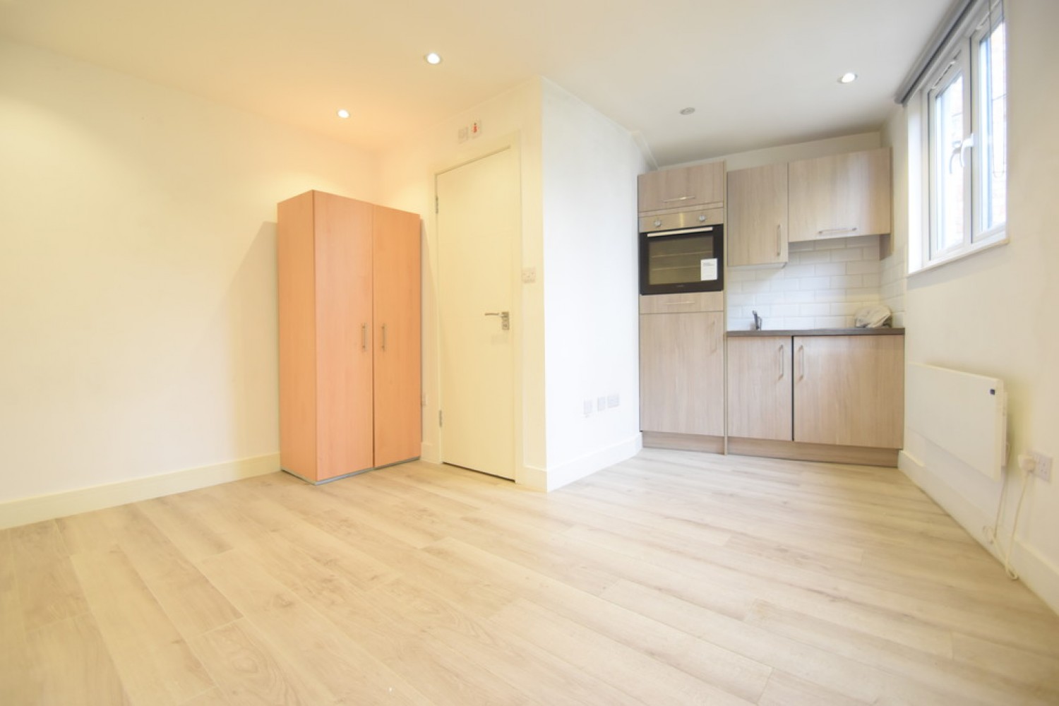 1 bedroom Flat for Letting West Molesey