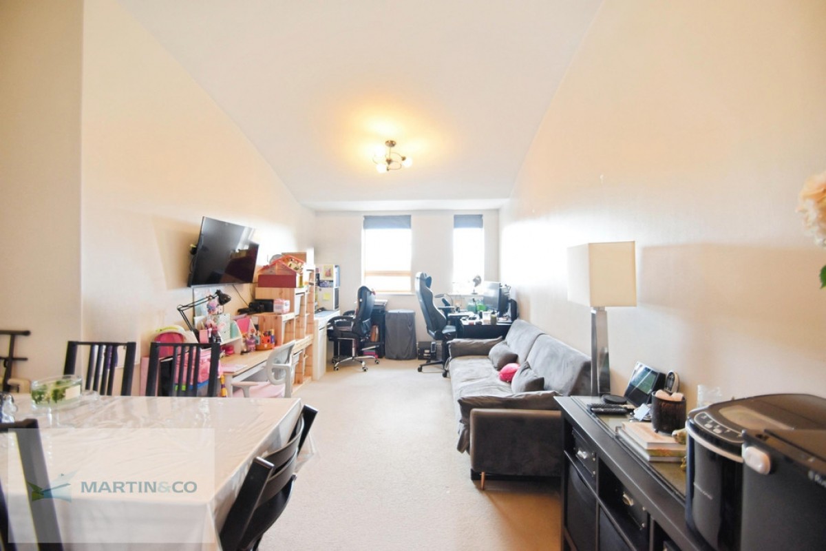 Pretoria Road, Cherstsey