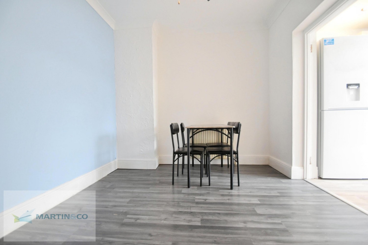 3 bedroom House for Sale Berkeley Drive, West Molesey