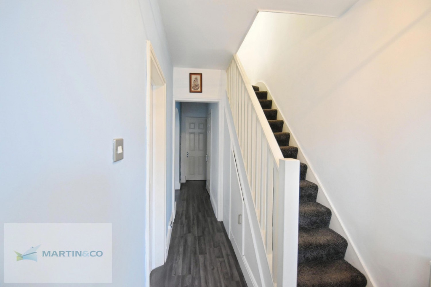 3 bedroom House for Sale Berkeley Drive, West Molesey