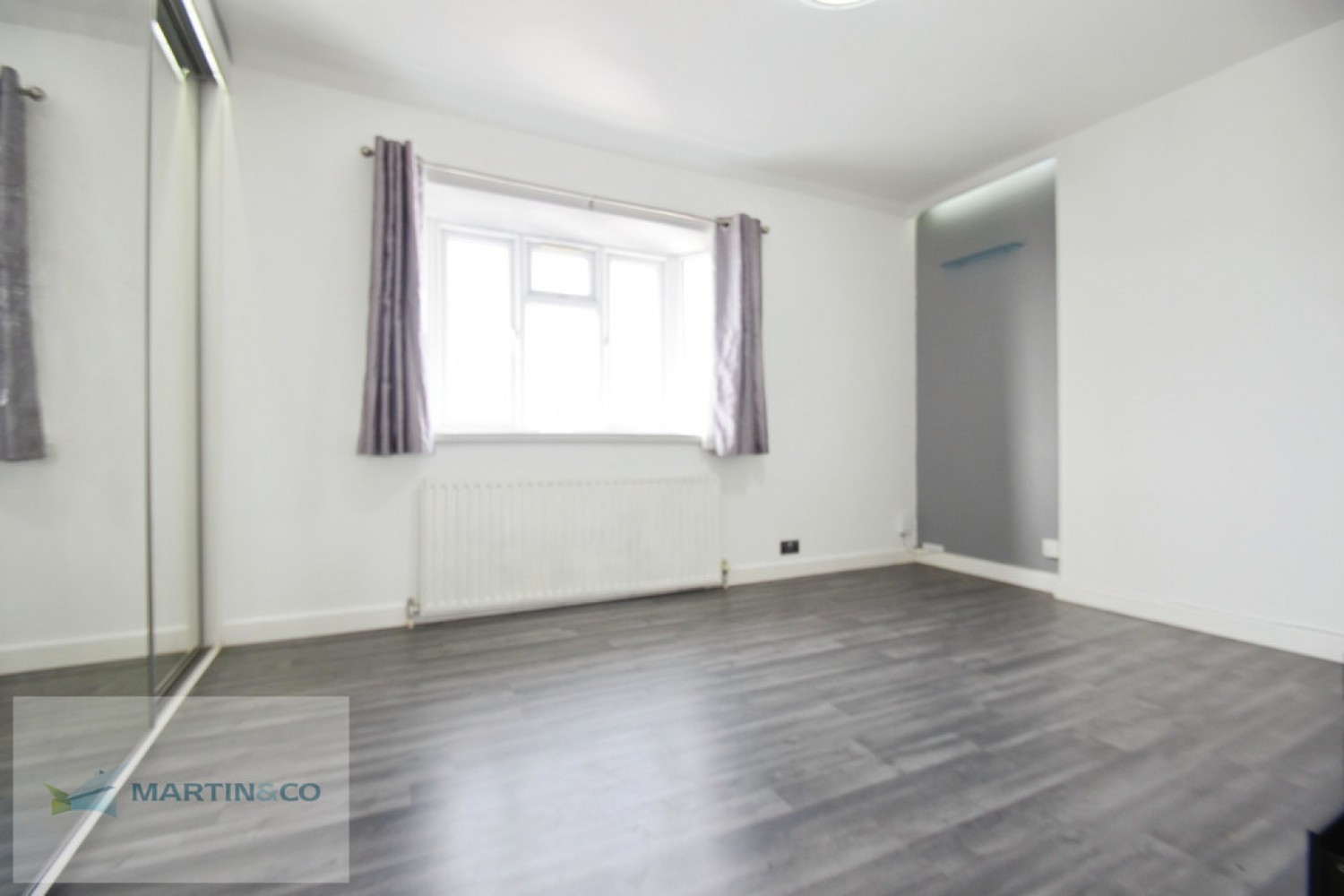 3 bedroom House for Sale Berkeley Drive, West Molesey