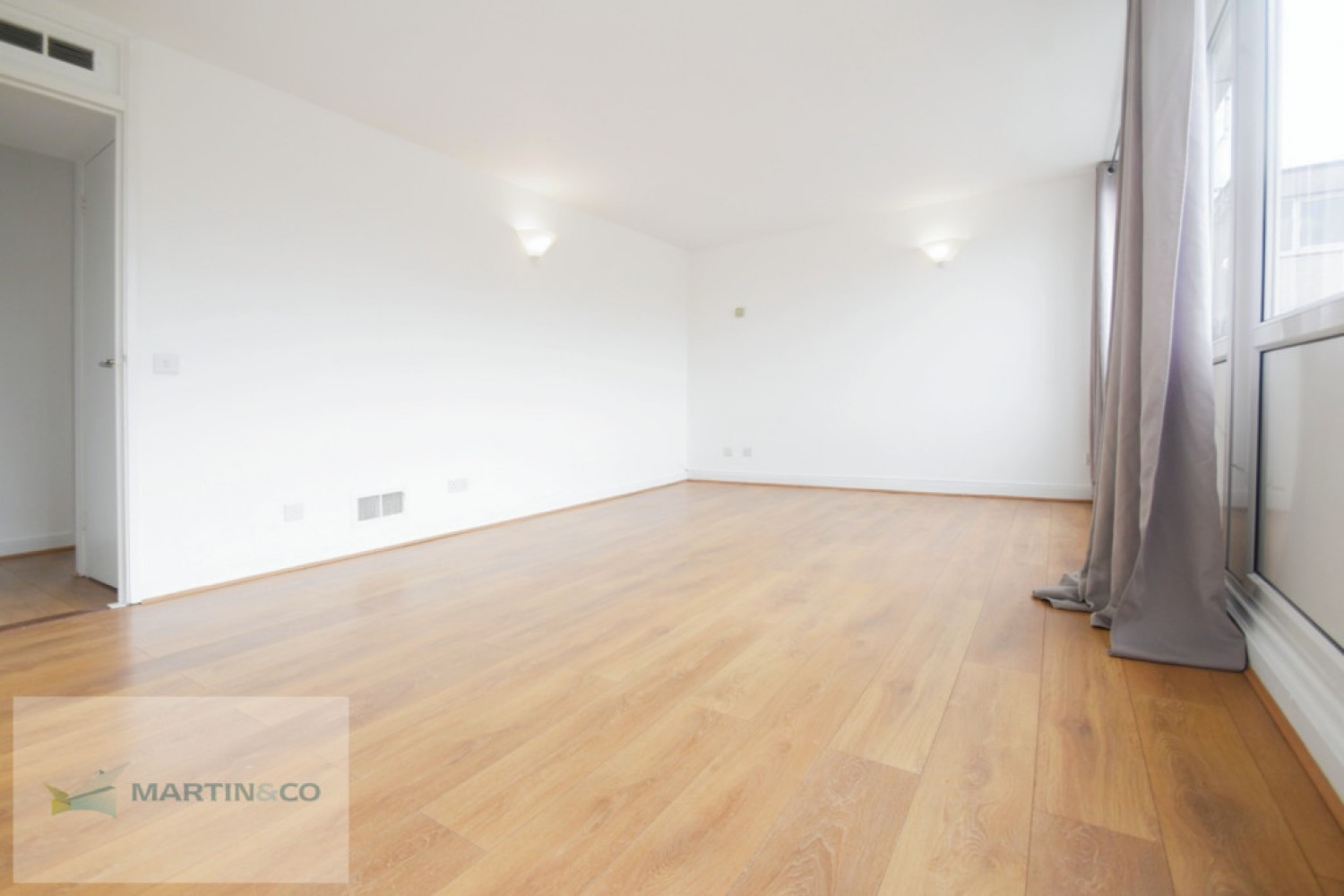 2 bedroom Flat for Sale Cambridge House, Ward Royal, Windsor