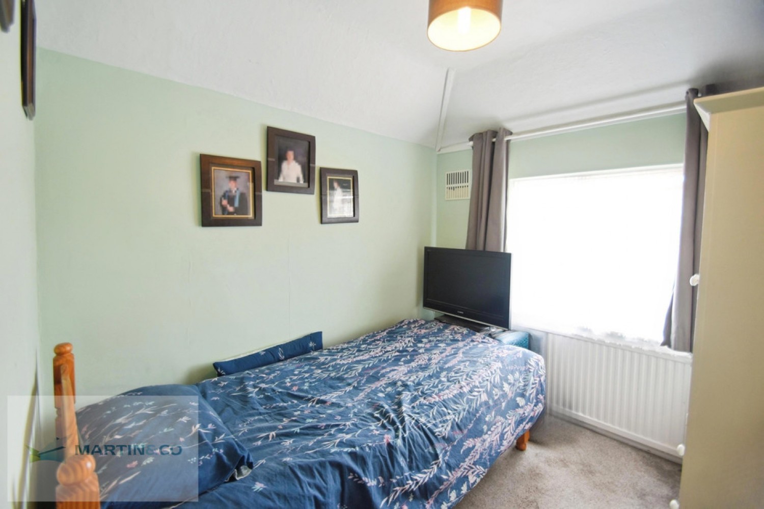 3 bedroom House for Sale Molesey Road