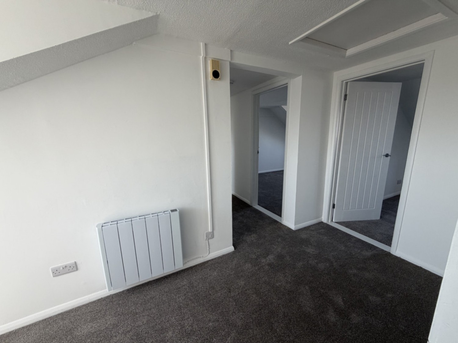 2 bedroom Flat for Letting St Thomas Street, Weymouth, Dorset
