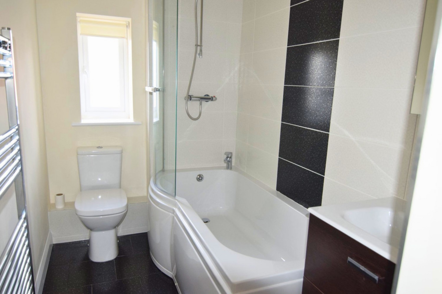 2 bedroom House for Letting Cromwell Road, Dorchester