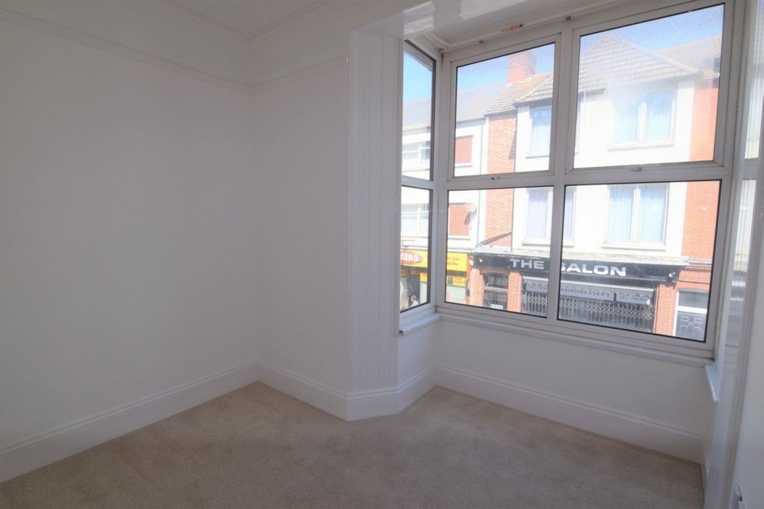 2 bedroom Flat for Letting Abbotsbury Road, Weymouth