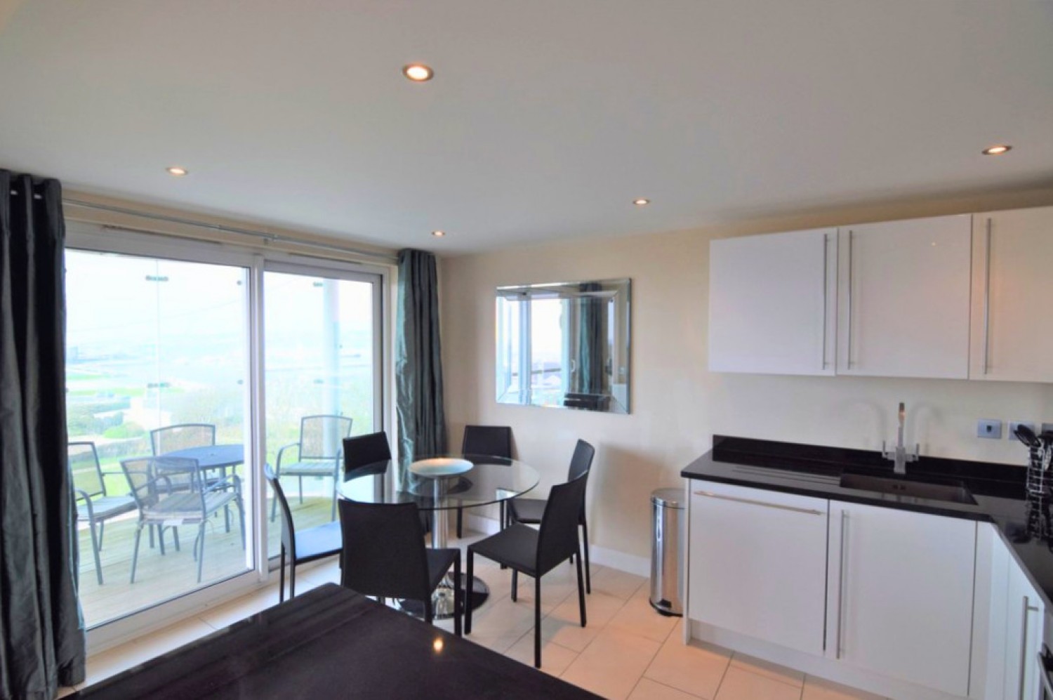 2 bedroom Flat for Sale Ayton Drive, Portland