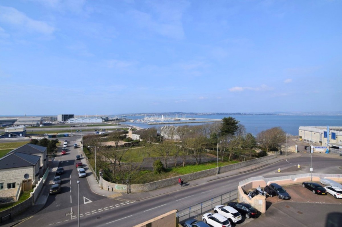 Ayton Drive, Portland