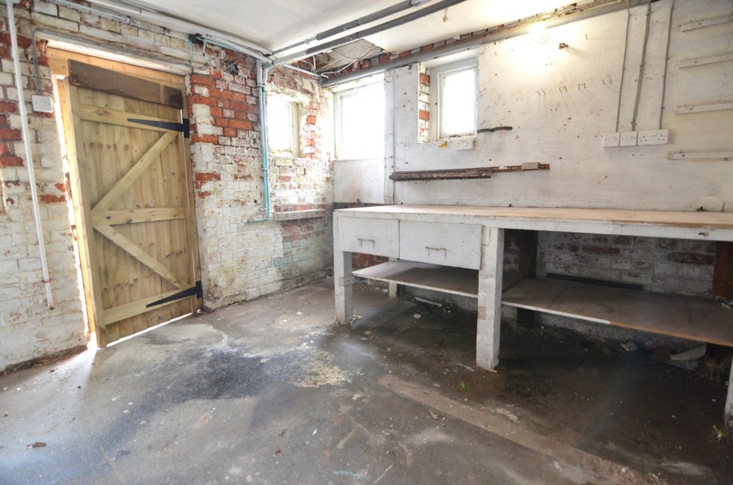 2 bedroom Flat for Letting Queens Road, Portland