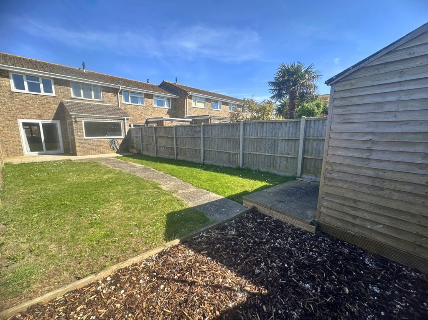 3 bedroom House for Letting Overbury Close