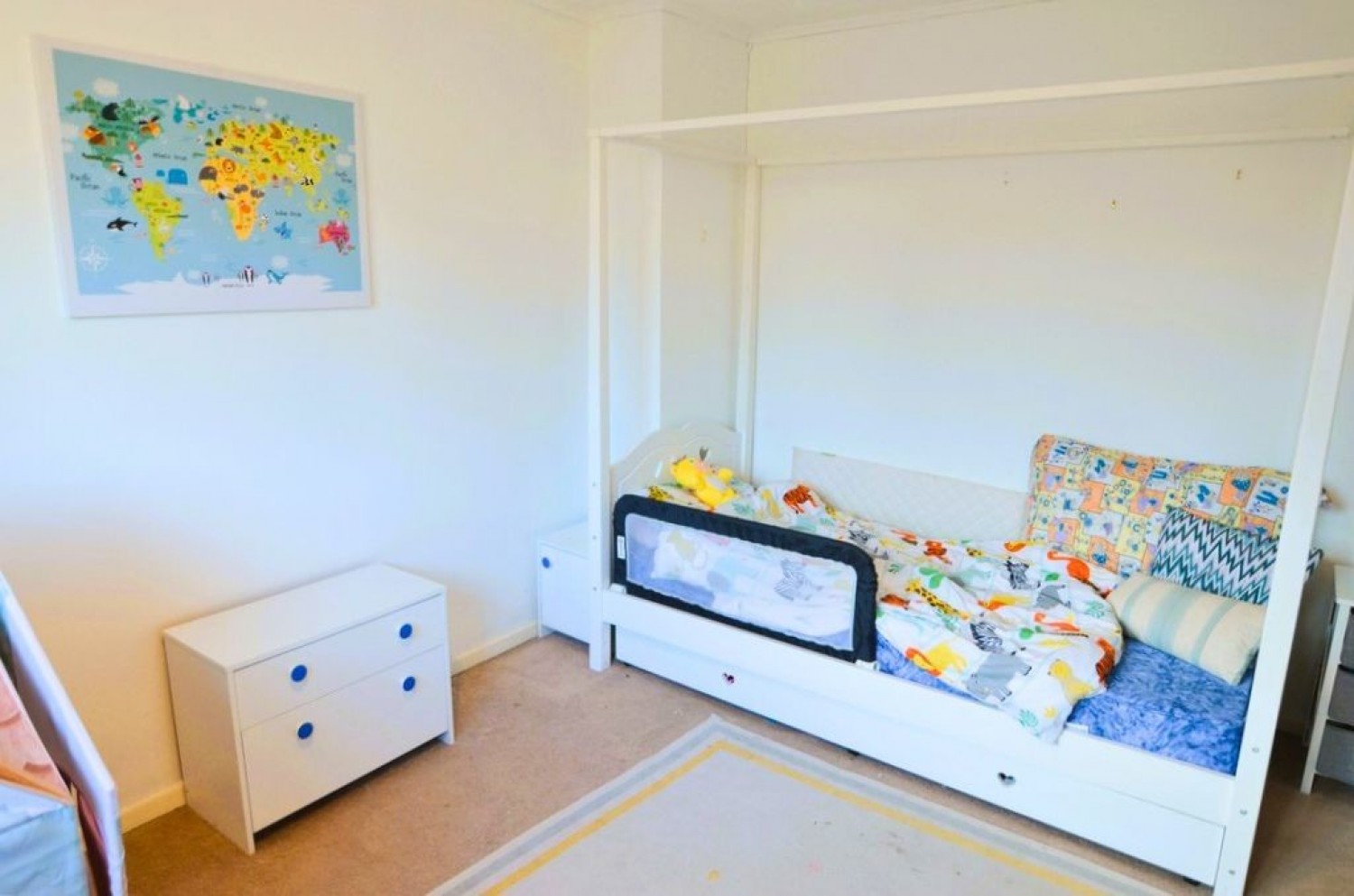 3 bedroom House in Fisherbridge Road, Weymouth