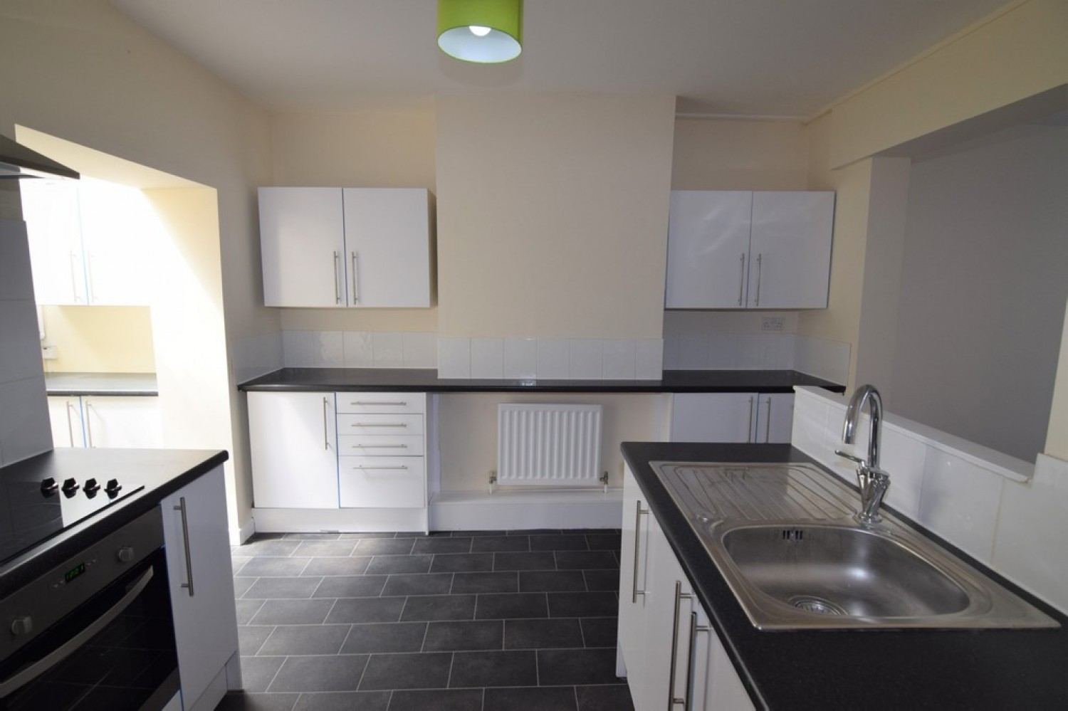 2 bedroom Flat for Letting Abbotsbury Road