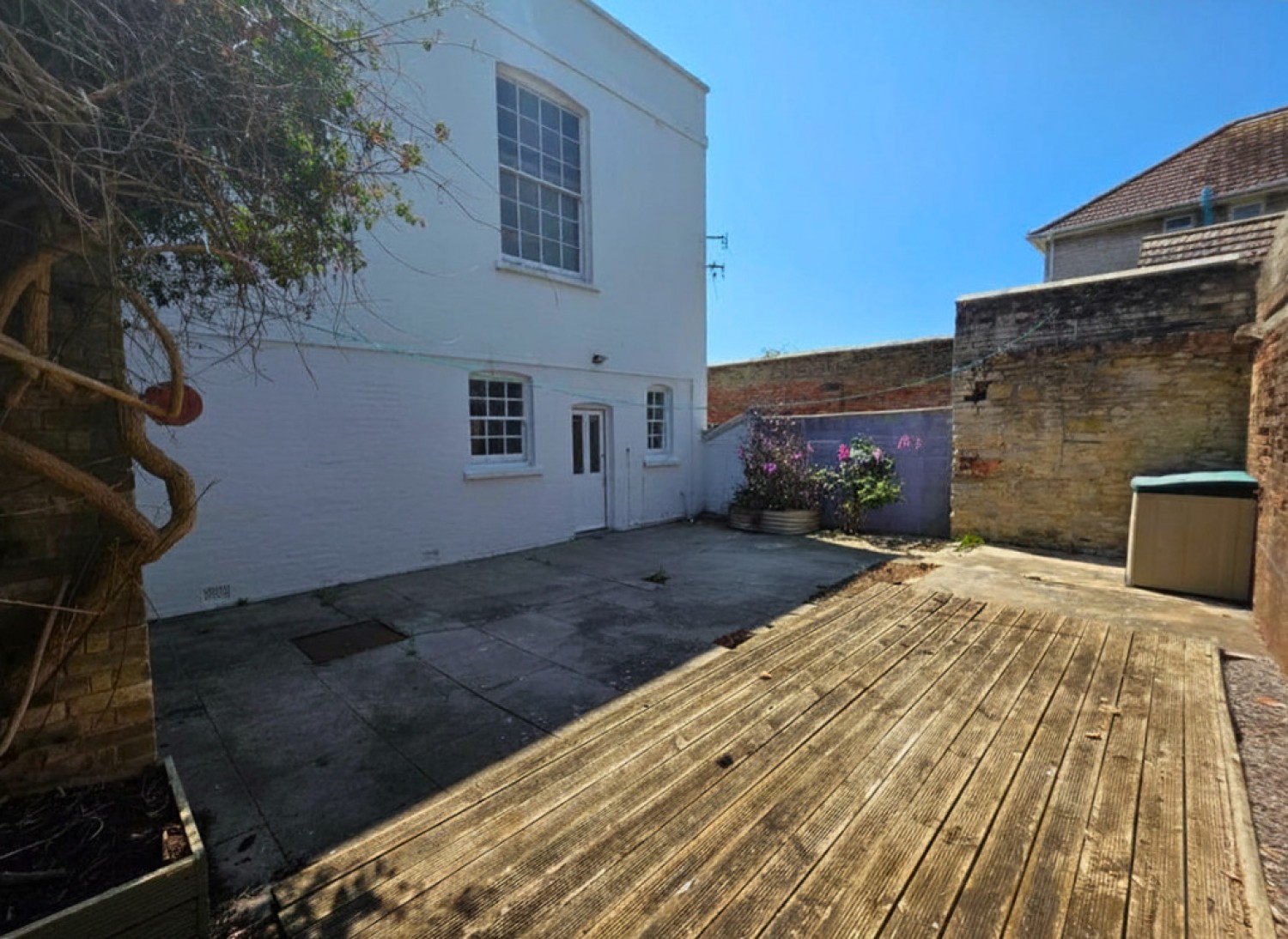 3 bedroom Flat for Letting Westdowne Close, Weymouth