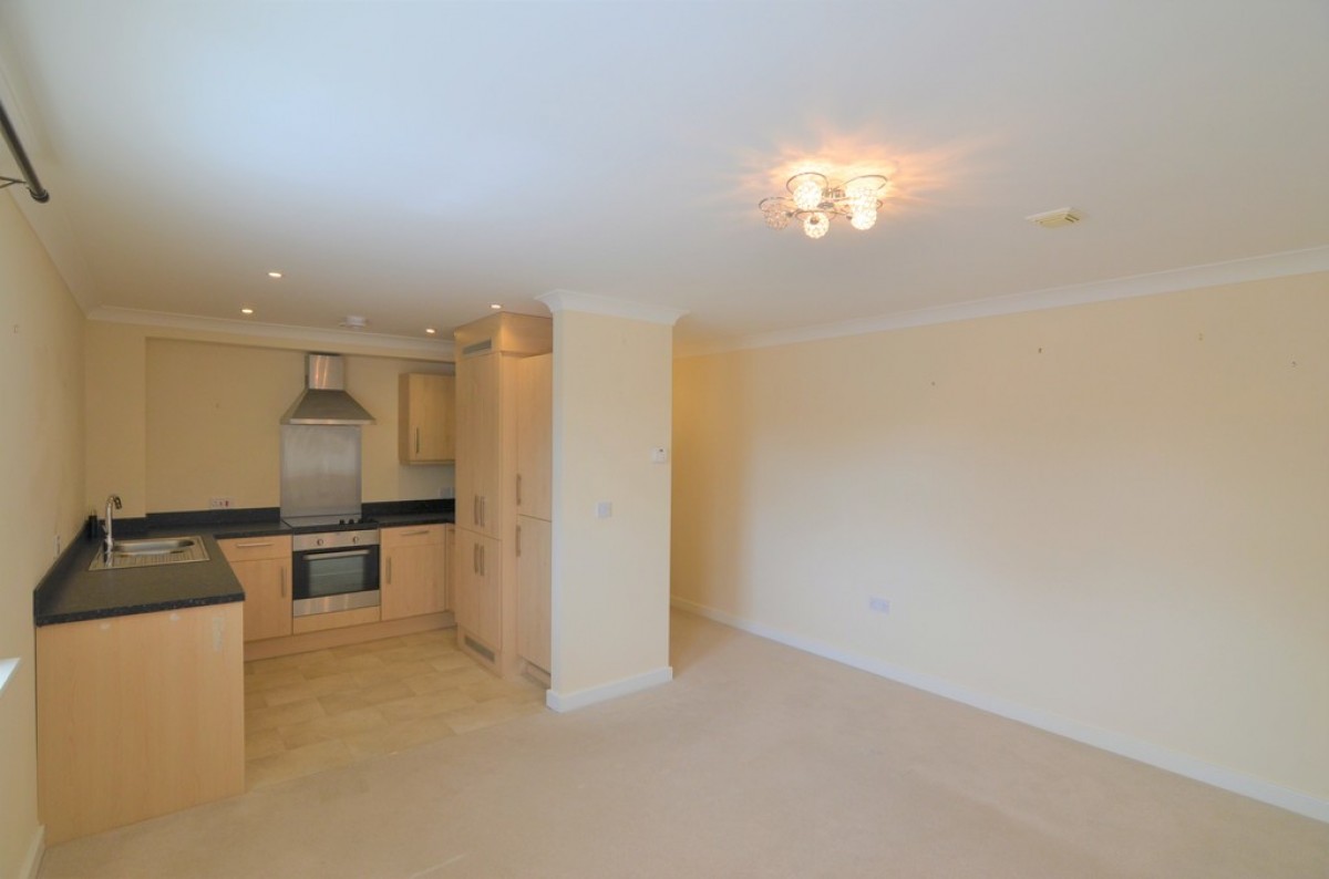 Corallian Court, Kirtleton Avenue