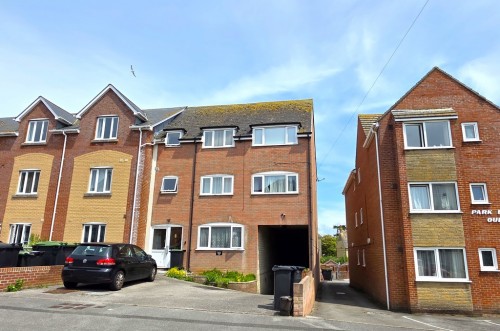 8 Kirtleton Avenue, Weymouth