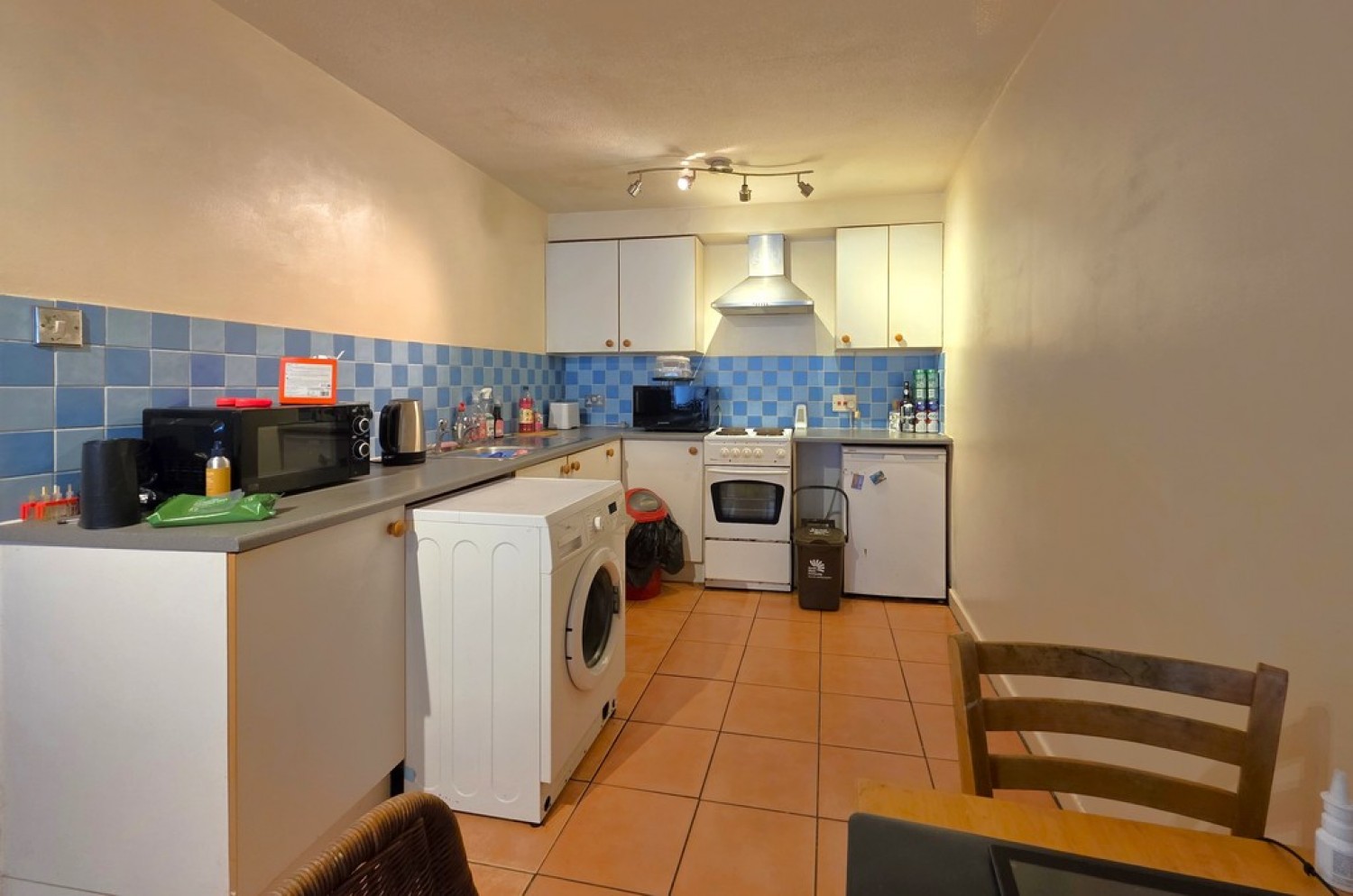 8 Kirtleton Avenue, Weymouth