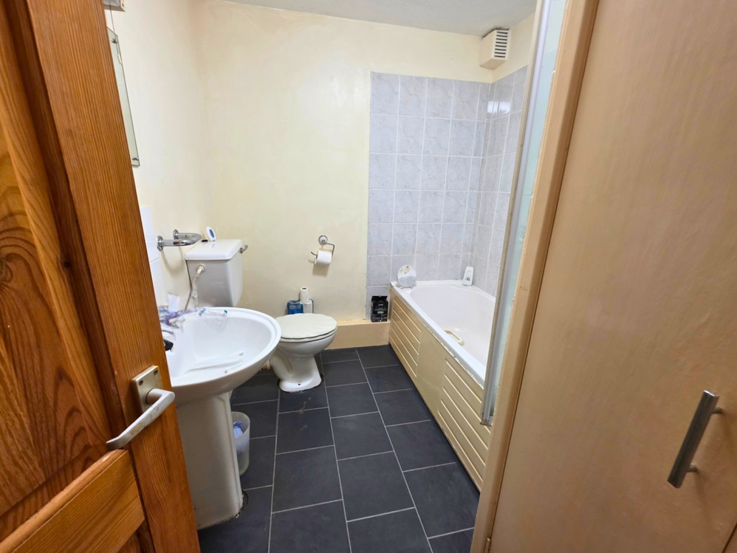 1 bedroom Flat for Sale 8 Kirtleton Avenue, Weymouth