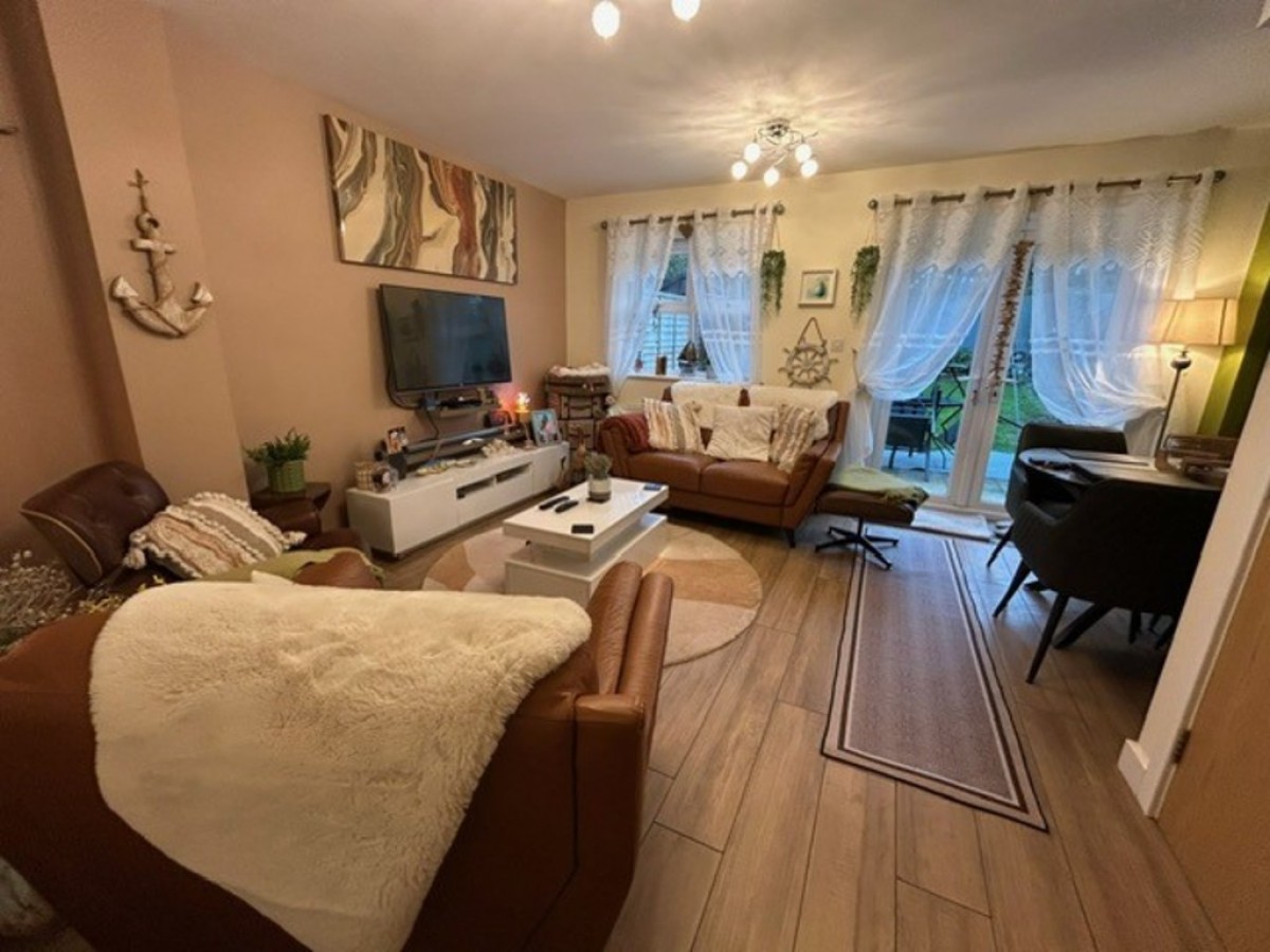 Lorton Gardens, Weymouth