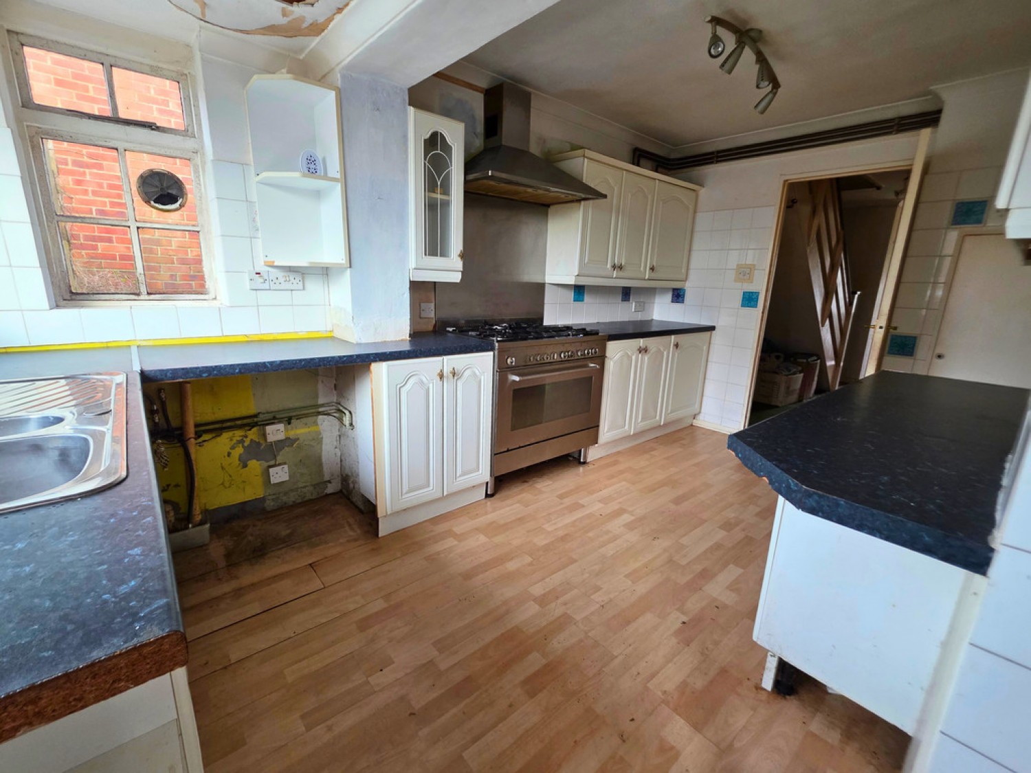 3 bedroom House for Sale Abbotsbury Road, Weymouth