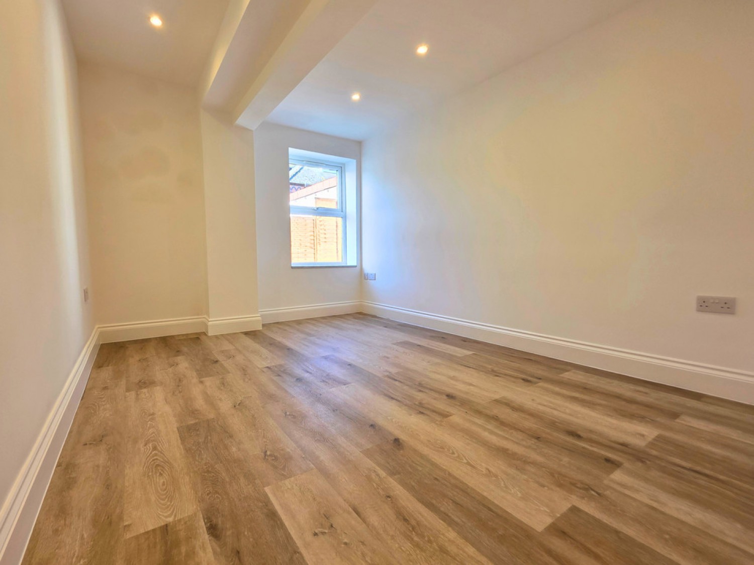 3 bedroom Flat for Letting Dorchester Road, Weymouth, Dorset