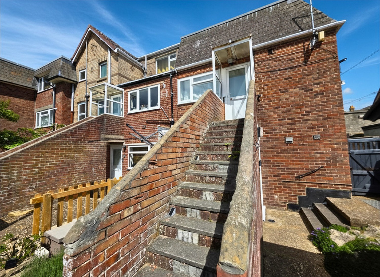 2 bedroom Flat for Sale Franklin Road, Weymouth