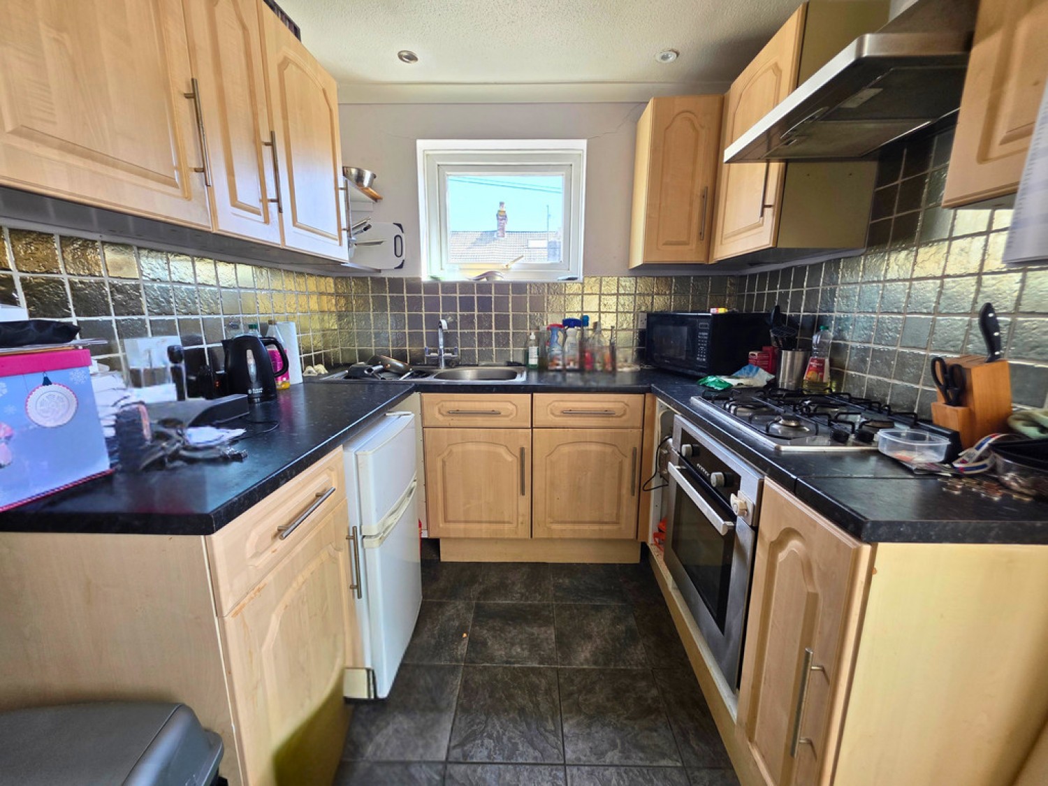 2 bedroom Flat for Sale Franklin Road, Weymouth